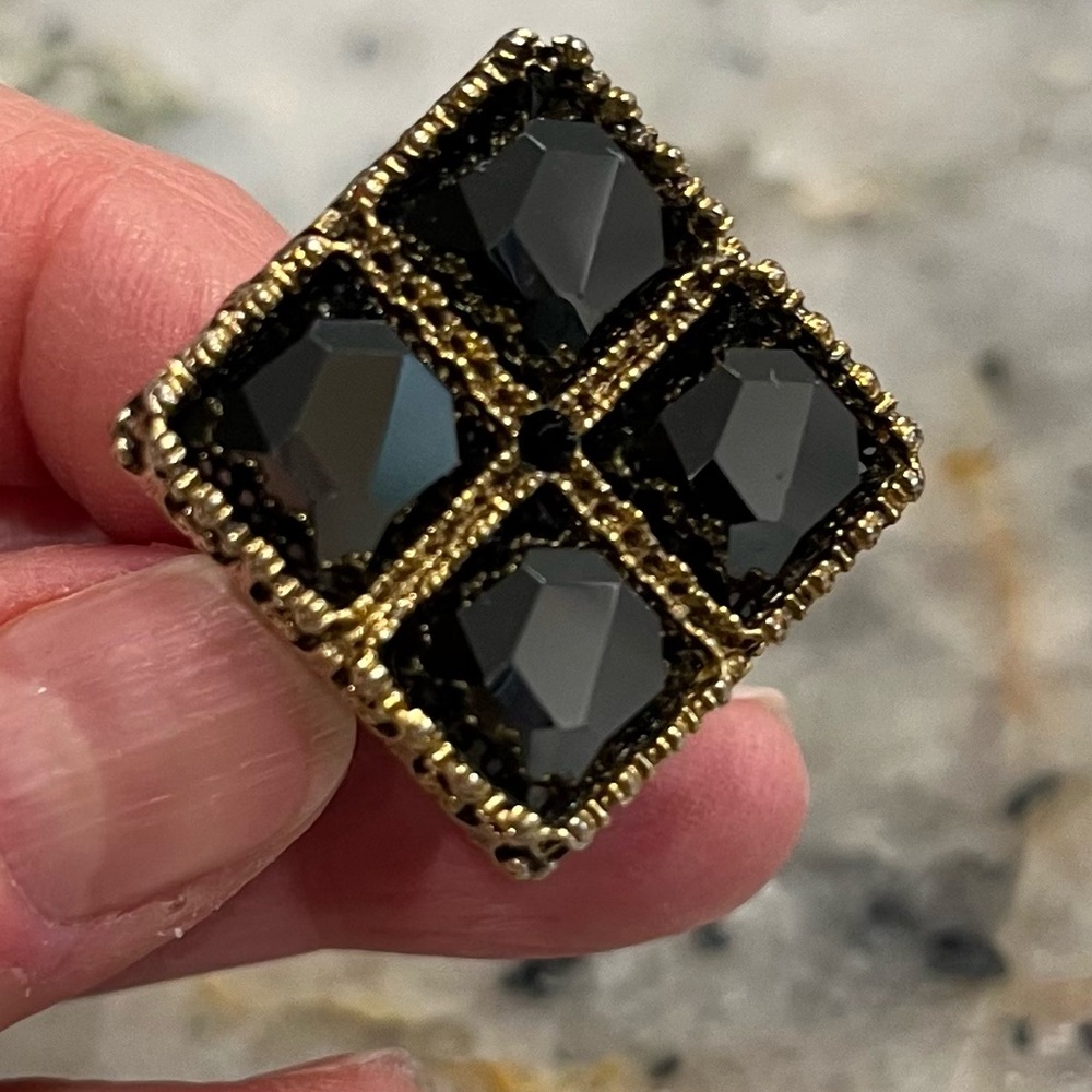 VIRGIN SAINTS & ANGELS RING